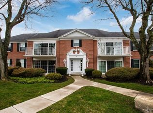 2 Hickory Hill Rd APT F, Amherst, NY 14221