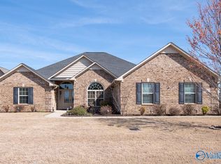 25257 Rutledge Dr, Athens, AL 35613