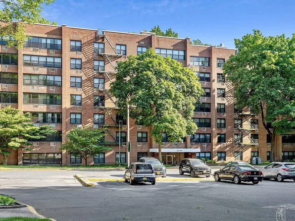 75-26 Bell Blvd APT 1D, Queens, NY 11364