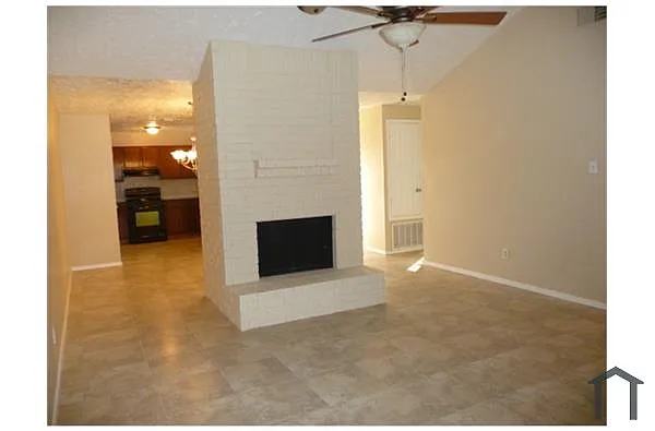 Building Photo - 5424 Ridgemont Pl