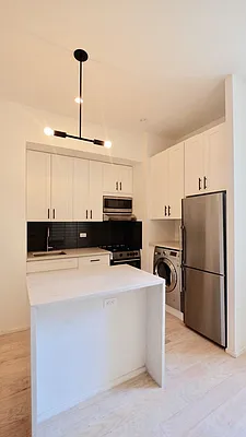 Rented by Skyward | media 9