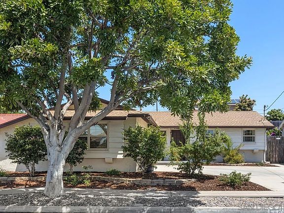 3rd image of 4962 Mount Etna Dr