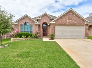 3905 Long Hollow Rd, Roanoke, TX 76262