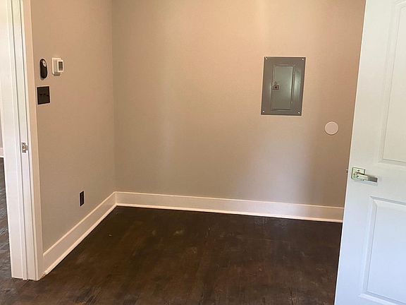 5th image of 2116 King St Unit 4