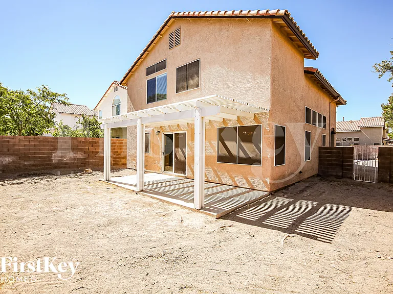 9947 Pioneer Ave — Photo 18
