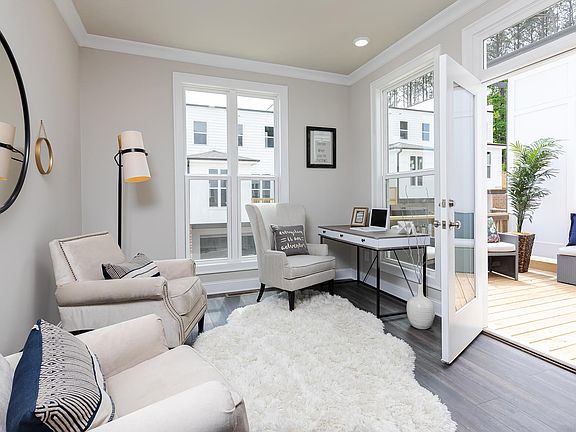 Graham Home Design Sunroom