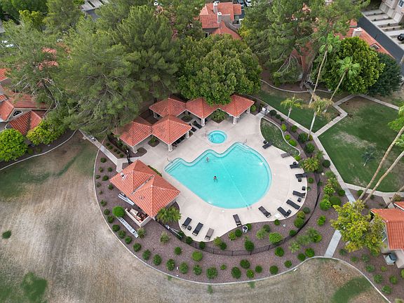 5th image of 1633 E Lakeside Dr Unit 75