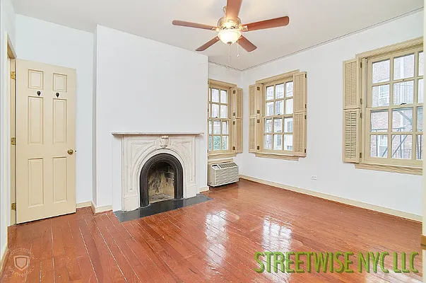 Rented by Streetwise NYC LLC | media 40