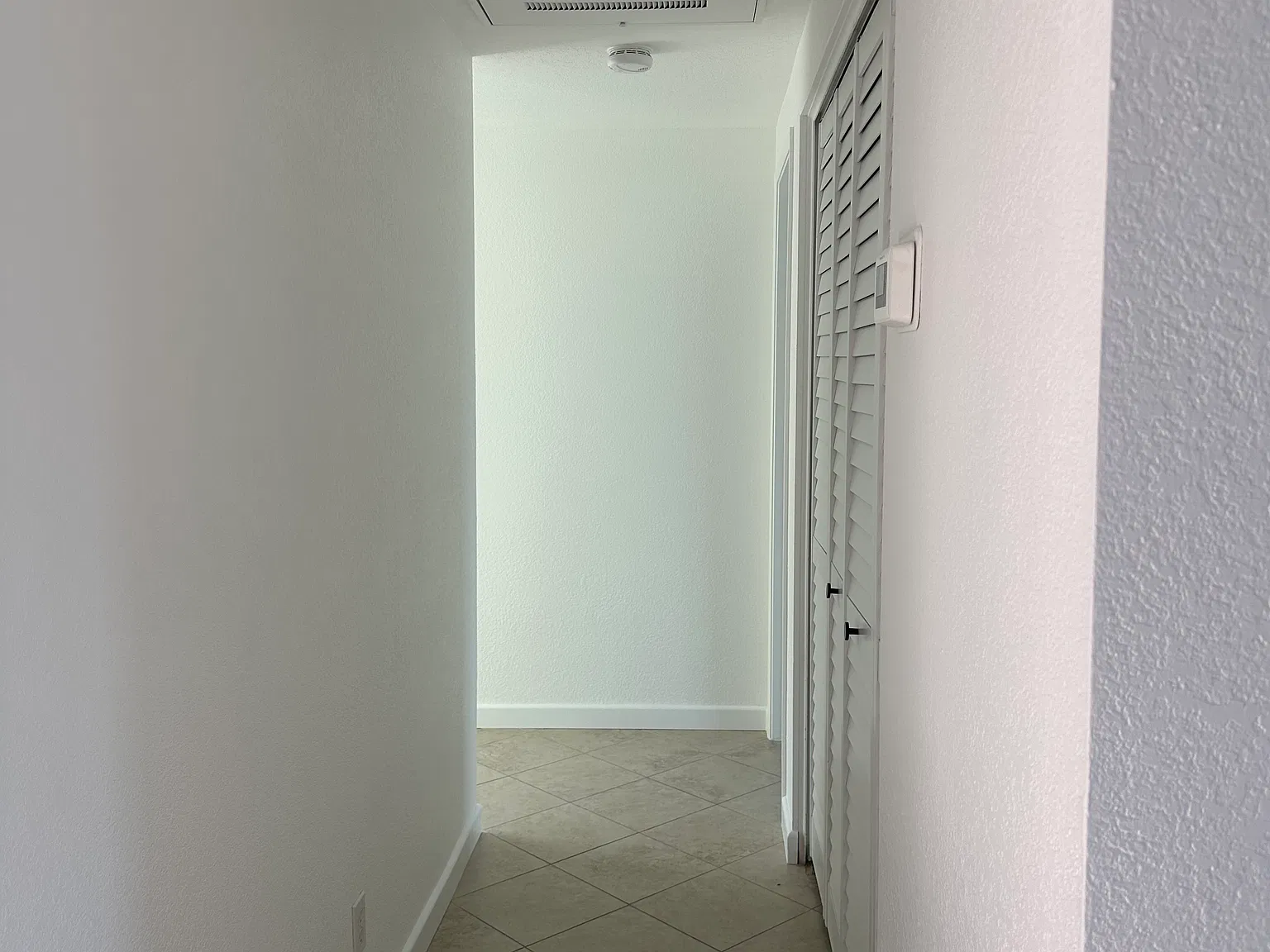 2 bed, 1076 sqft, $3,500 — Photo 4