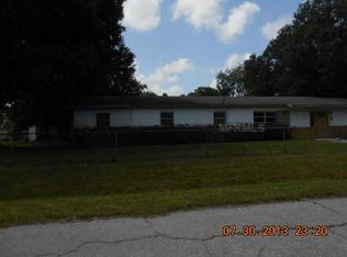 5704 28th Avenue Dr E, Bradenton, FL 34208