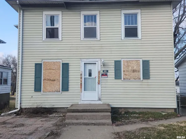 540 8th Ave S, Clinton, IA 52732