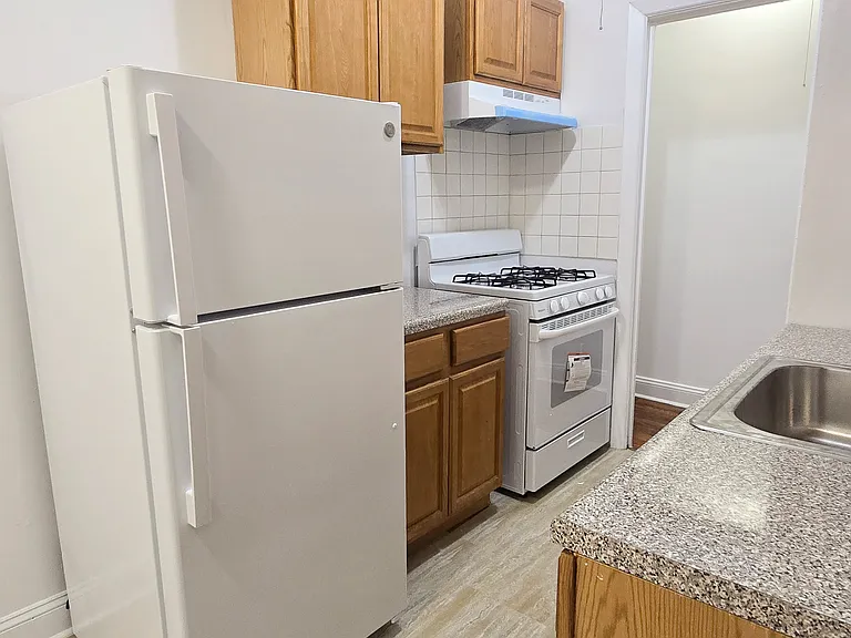 731 Gerard Ave #2B — Photo 6