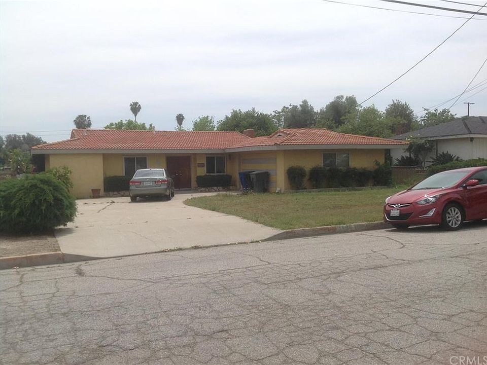 2nd image of 1535 W 17th St