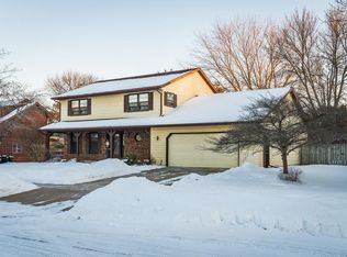 610 Ridgeview Dr, Onalaska, WI 54650