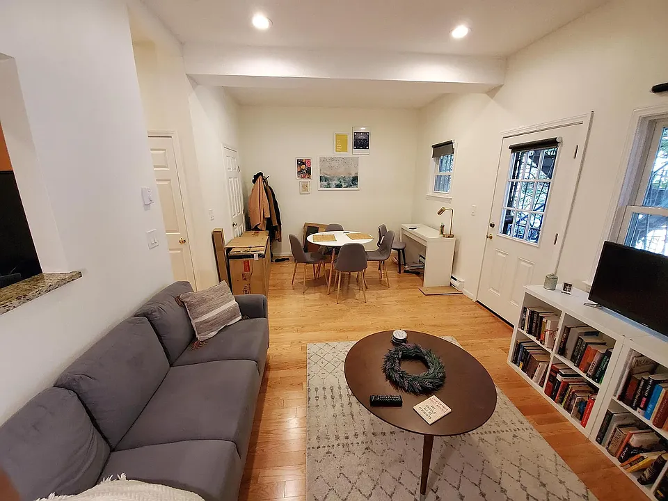 28 E Springfield St #2