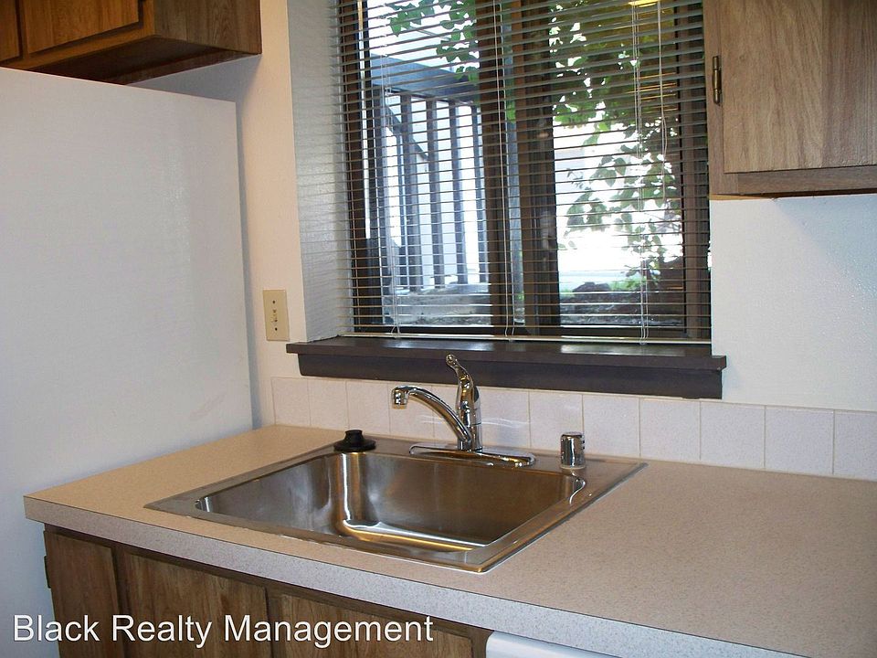 1st image of 2321 S Southeast Blvd APT 2