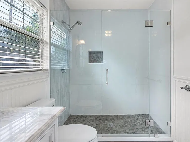 641 Wilkie St — Photo 28