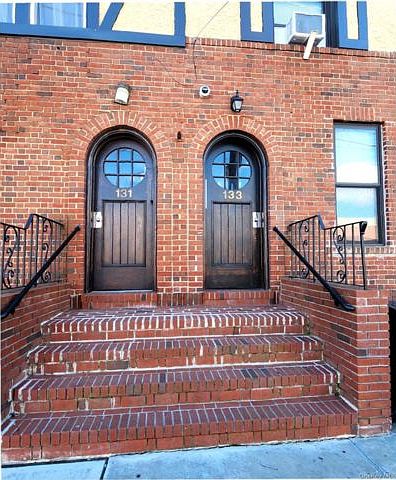 1st image of 133 Lincoln Ave APT C