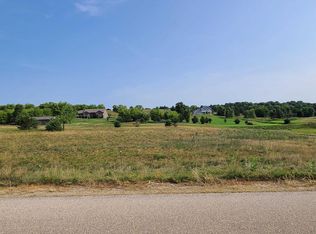 39 Swan Lake Summit Estates Ln, Pardeeville, WI 53954