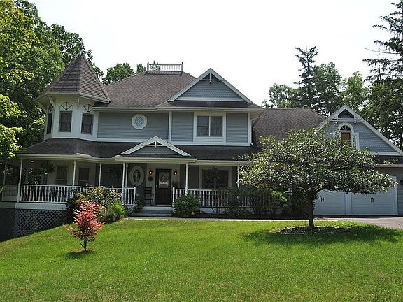 4th image of 219 Bristol St