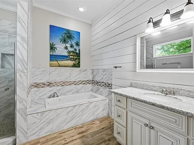 4261 Carlene — Photo 20
