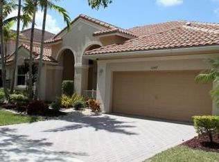 1868 Aspen Ln, Weston, FL 33327