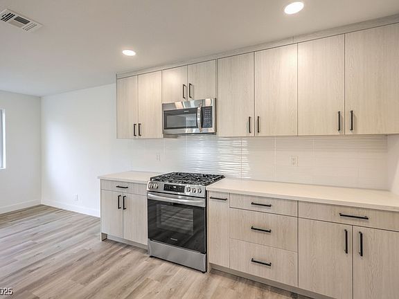 5th image of 6741 W Charleston Blvd APT 1