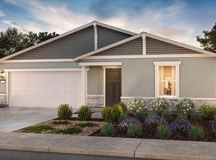 784 N Ocean St, Tulare, CA 93274