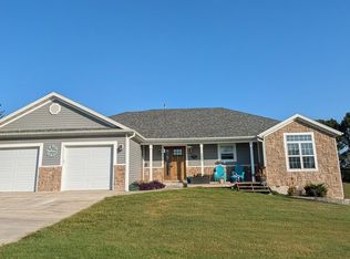 303 Melton Way, Cassville, MO 65625
