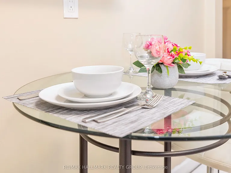 456 Bronson Ave #4 — Photo 11