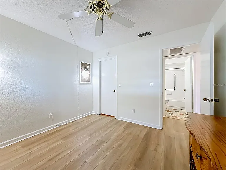 2465 Northside Dr #503 — Photo 17