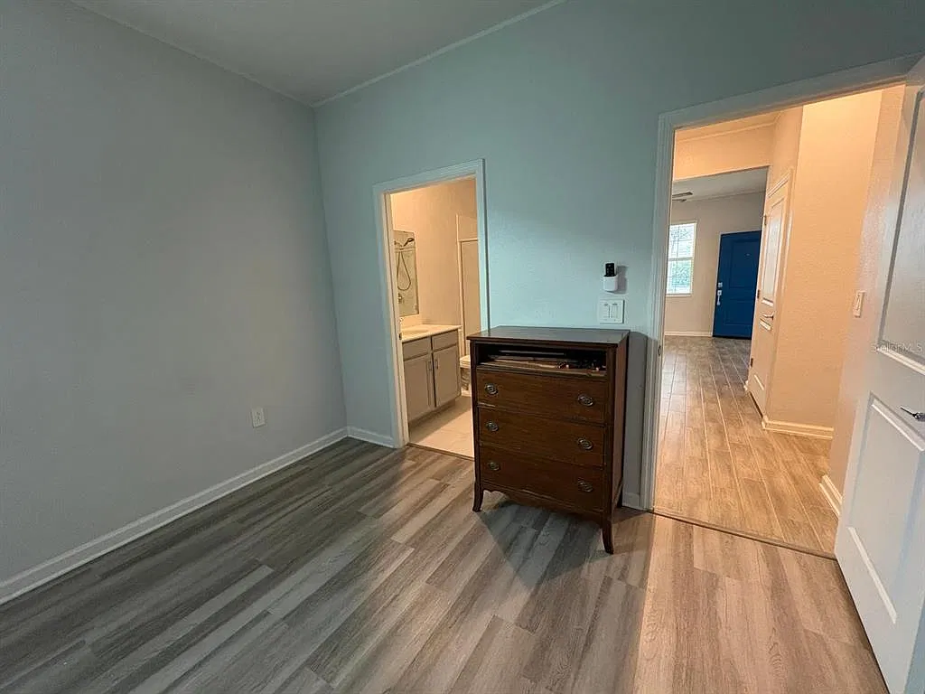 1 bed, 1.0 bath, 400 sqft, $1,600 — Photo 4