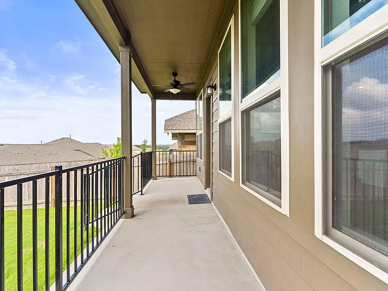607 Allende Bnd — Photo 37