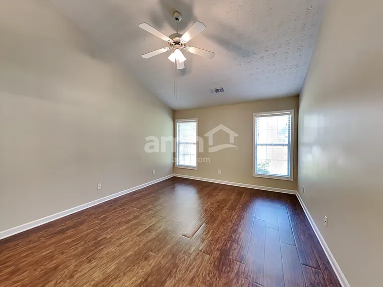 2103 Yarbrough Way — Photo 11