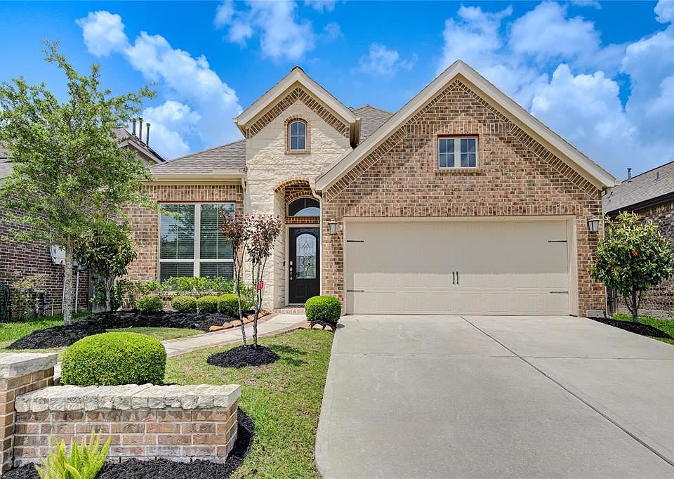 1st image of 19414 Blueberry Cedar Dr