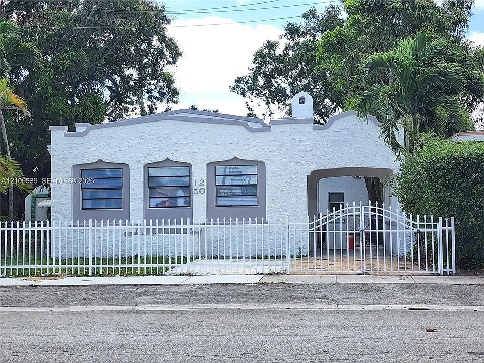 1250 NW 55th St