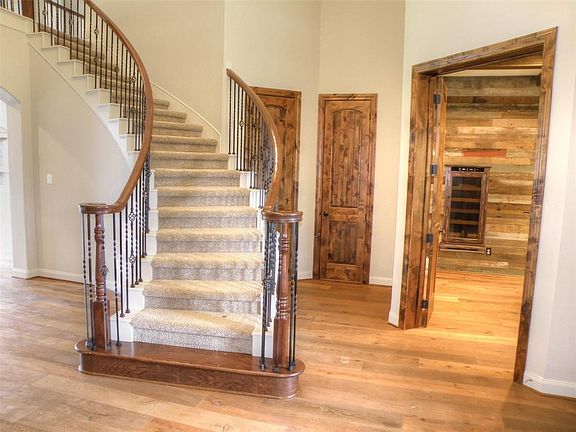 3rd image of 1608 Heather Springs Ln