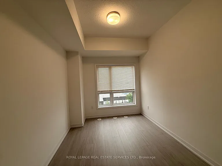P6 Palace St #25-320 — Photo 19