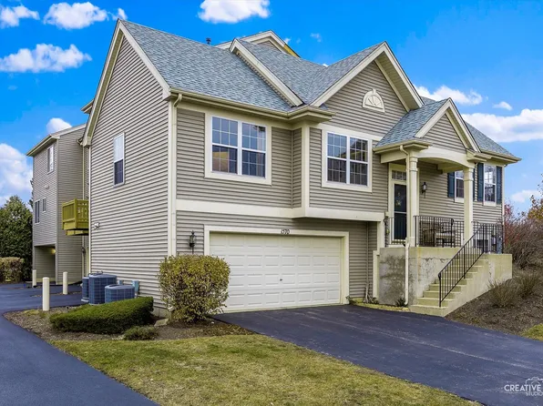 1570 Sandcastle Ln #1570, Hampshire, IL 60140