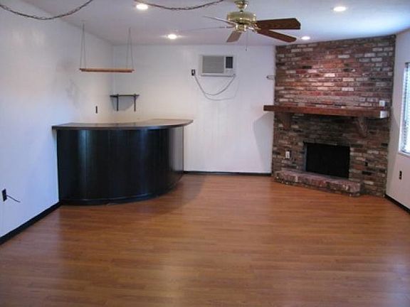 4th image of 2033 Golf Vista Ct