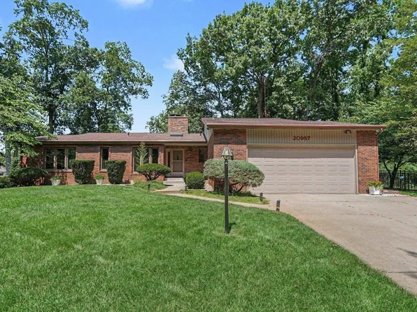 20957 River Brook Ln, Bristol, IN 46507