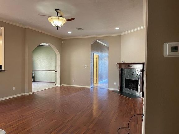 4th image of 7880 Lantana Ln