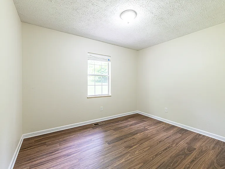 320 Beechwood Dr — Photo 15