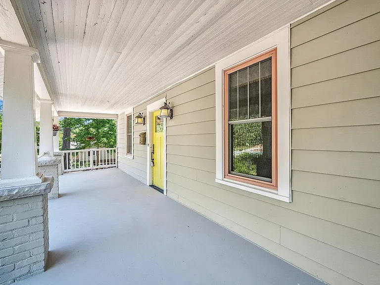 1101 W Murray Ave — Photo 4