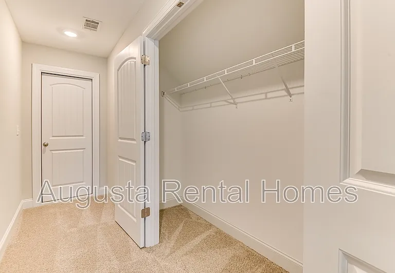 907 Linsmore Ave — Photo 45