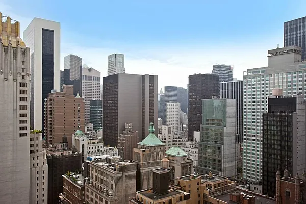 Rented by CitiSuites International Realty | media 7