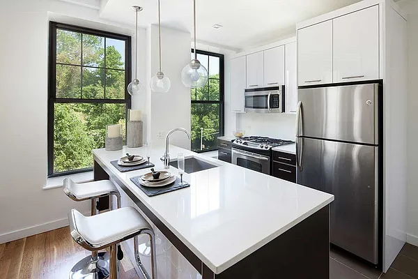 Rented by Lang Realty LLC | media 58