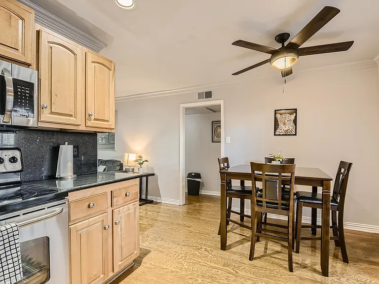 5226 Fleetwood Oaks Ave — Photo 16