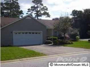22 Twin Ct, Manahawkin, NJ 08050