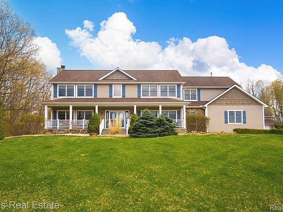 3rd image of 2716 Lake George Rd